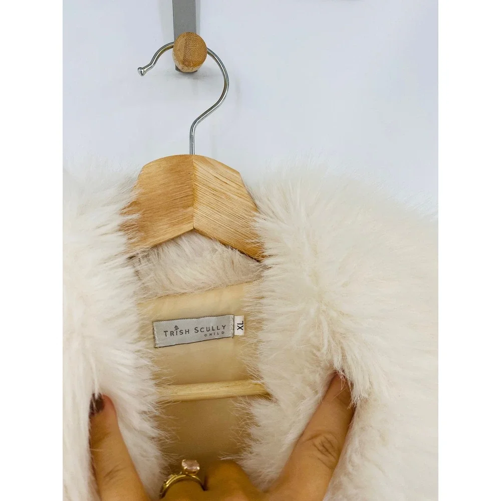Trish Scully Faux Fur Coat Kids XL Cream Cropped Shag Jacket